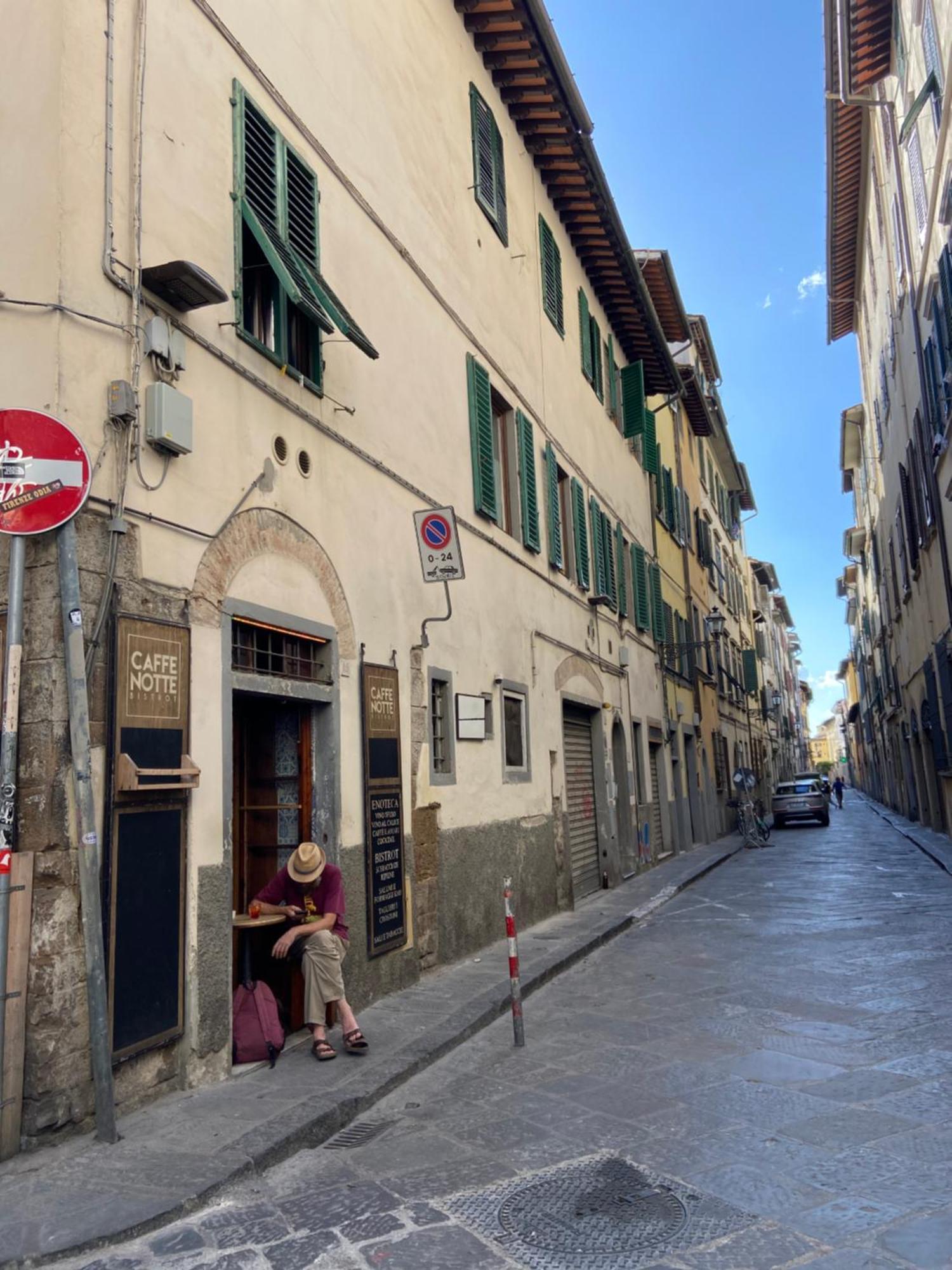 Classico Appartamento Fiorentino 5 - 10 Min Ponte Vecchio E Palazzo Pitti Florens Exteriör bild